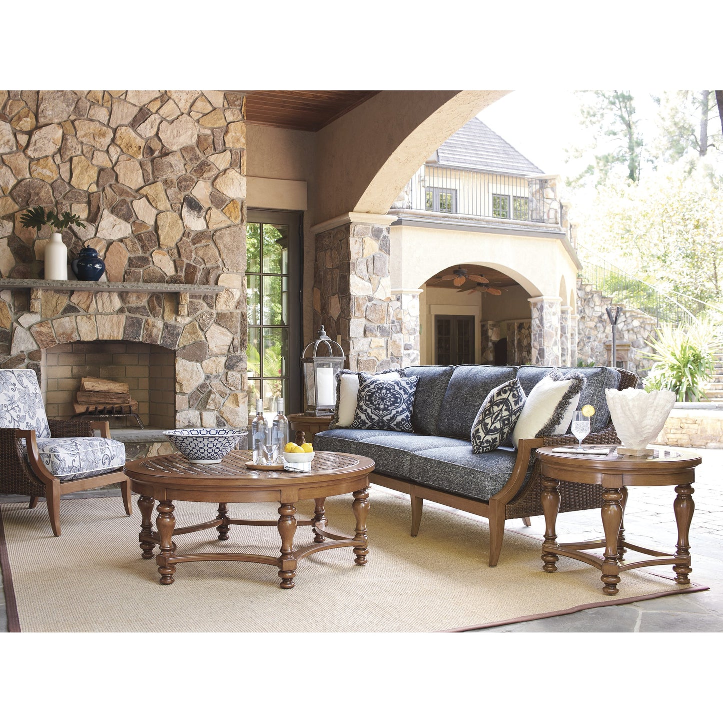 004 SR-836223 | Lifestyle | Lounge Chair by Tommy Bahama Home in blue floral. Made from unique in a coastal style.
