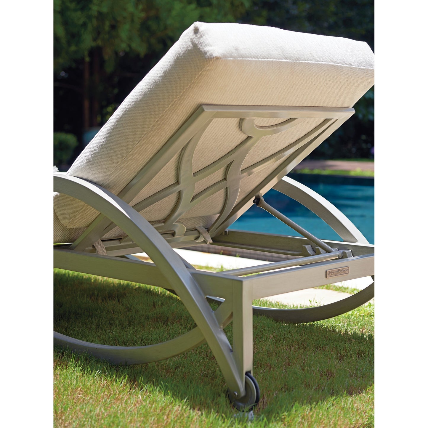 004 SI-1770898 | Lifestyle | Silver Sands Chaise Lounge by Tommy Bahama Outdoor in gray oyster shell. Made from unique in a coastal style.