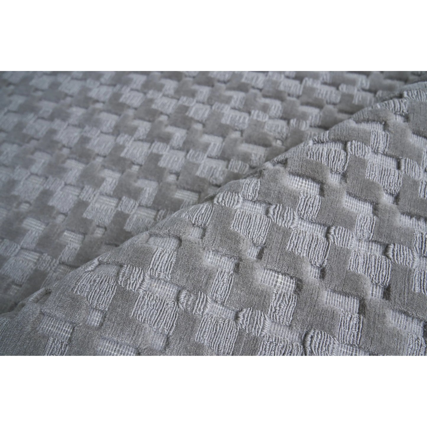 034 SI-2384020,SI-2384021 | Closeup | Monroe Rug by Exquisite Rugs. Made from new zealand wool in a unique style.