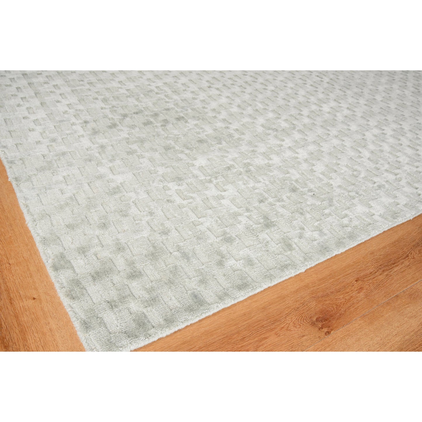 002 SI-1828798,SI-1828799,SI-1828800,SI-1828801,SI-1828802,SI-1828803 | Closeup | Monroe Silk Rug - Light Green by Exquisite Rugs in light green. Made from bamboo silk in a unique style.