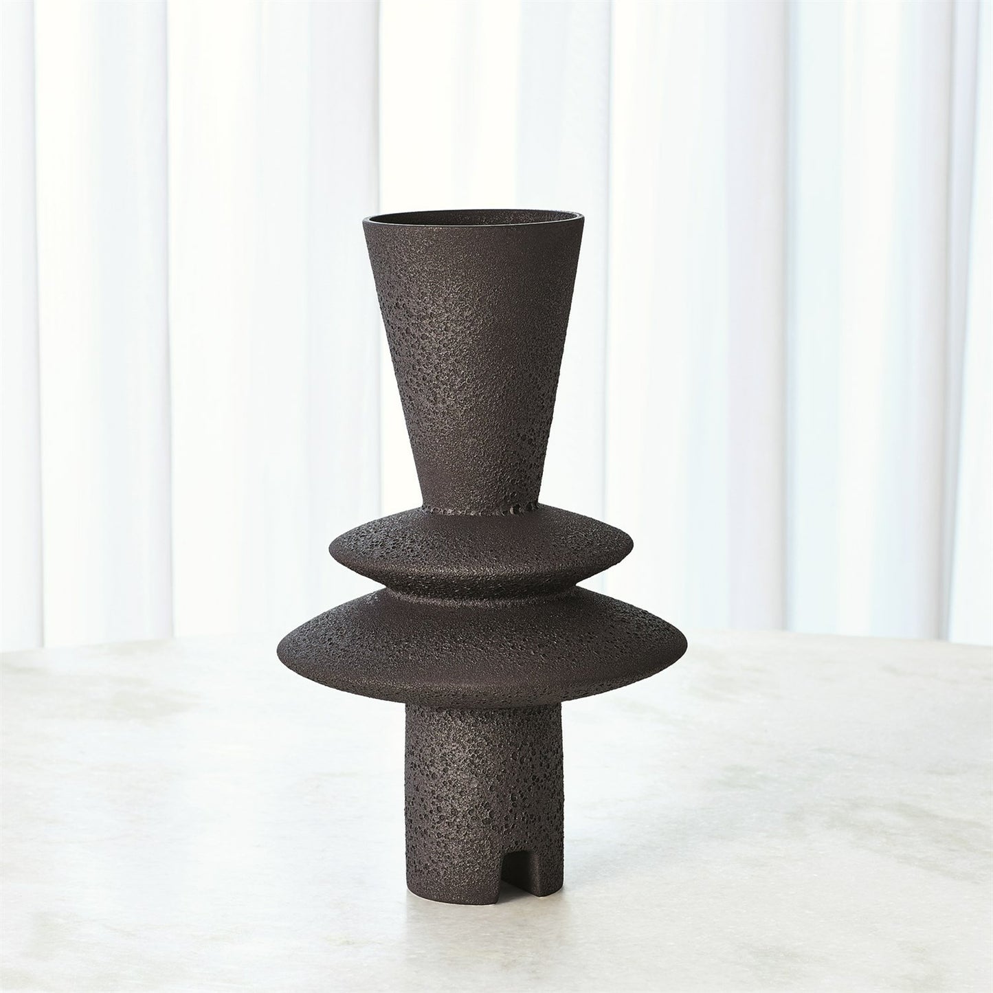 003 SR-890473 | Lifestyle | Adelyn Geometric Vase by Global Views. Made from ceramic in a eclectic & global style.