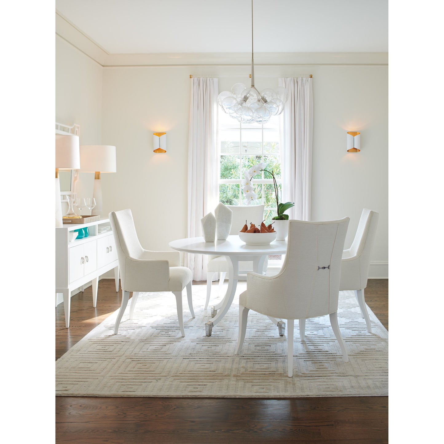 004 SR-835170 | Lifestyle | Bloomfield Round Dining Table by Lexington in white. Made from unique in a transitional style.