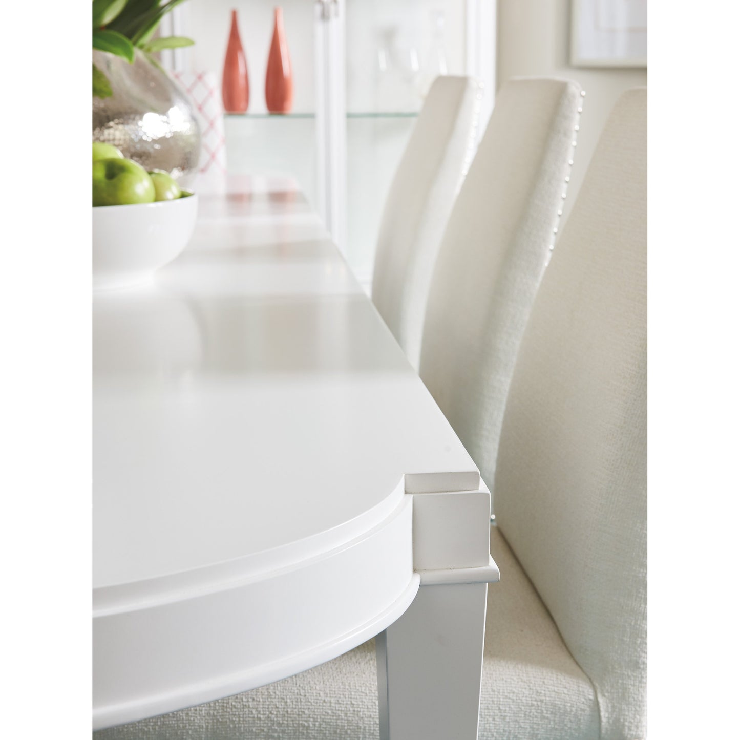 002 SR-835775 | Additional Silo | Vernon Hills Rectangular Dining Table by Lexington in white. Made from unique in a transitional style.