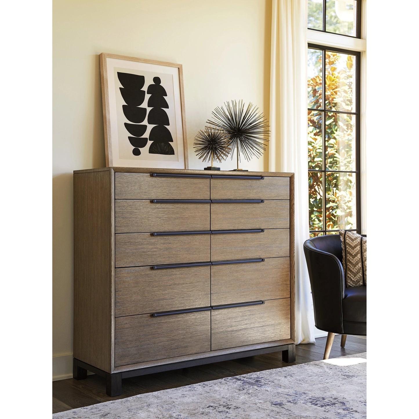 004 SI-2013218 | Lifestyle | Bretton Gentlemans Chest by Lexington in senegal. Made from unique in a modern style.
