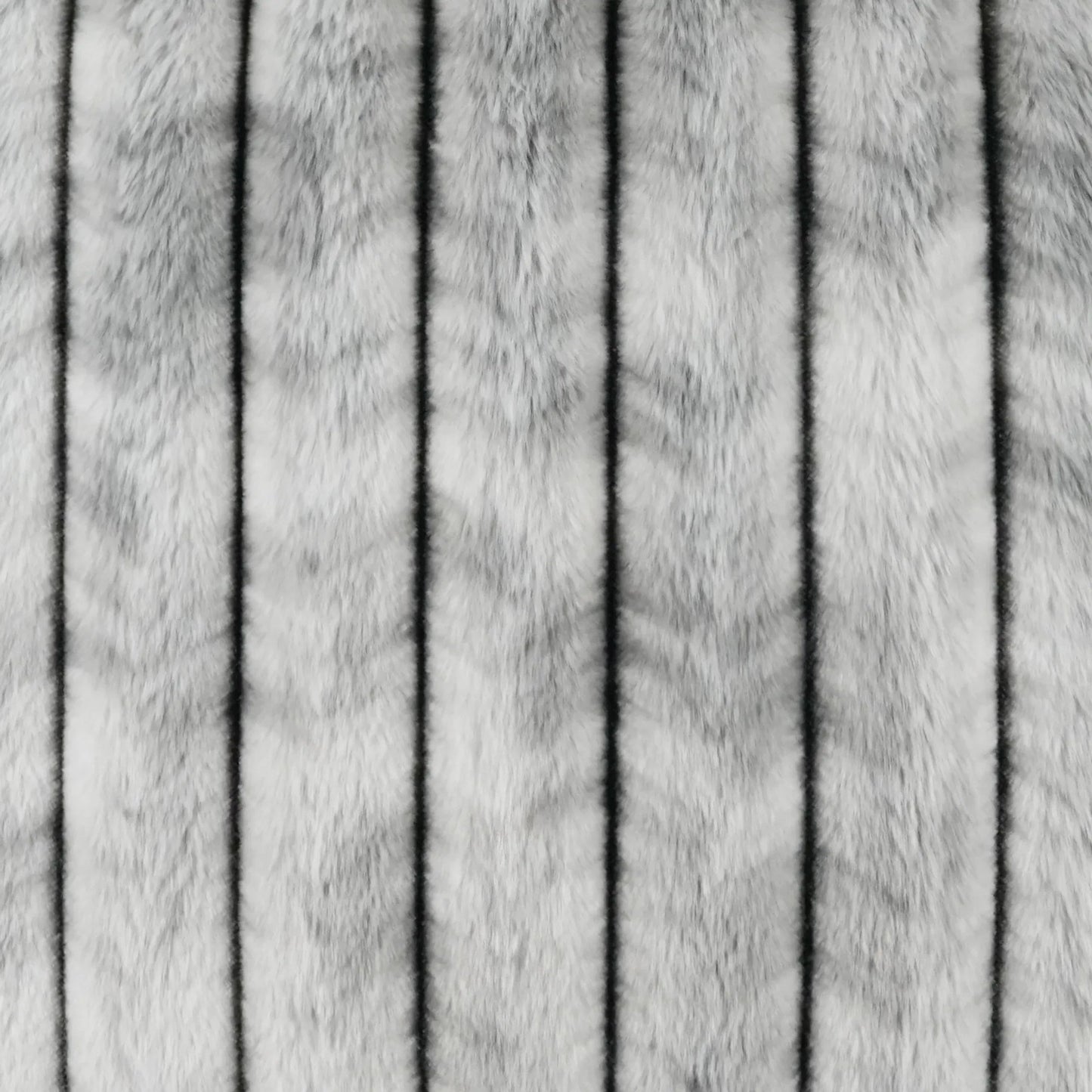 005 SI-2382368 | Closeup | Summit Pillow by DV Kap Home. Made from 100% polyester in a unique style.