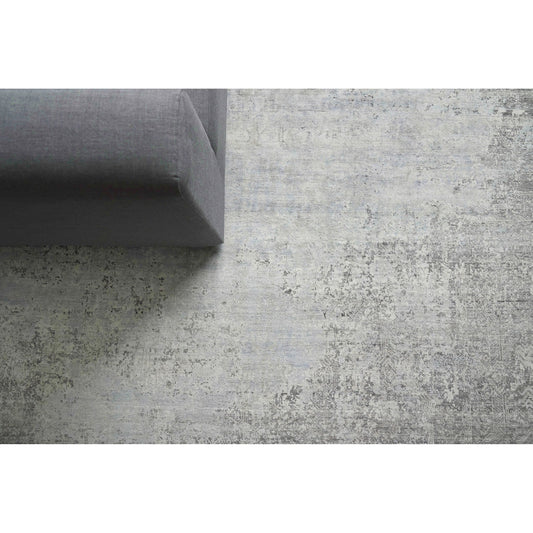 Fine Pure Silk 4214 Rug by Exquisite Rugs in ivory, dark gray, multi. Made from silk in a unique style.