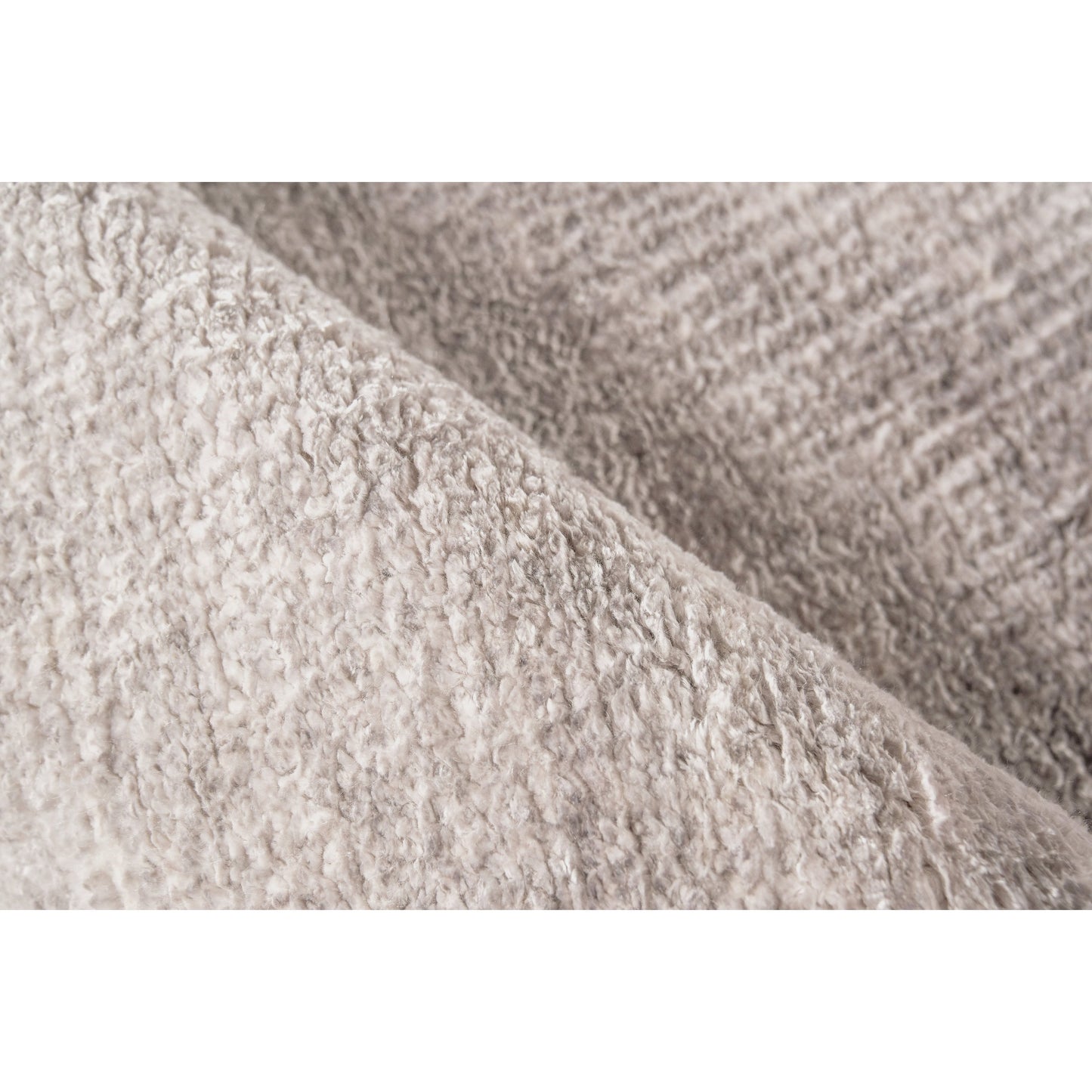 004 SI-1829366,SI-1829367,SI-1829368,SI-1829369 | Closeup | Plush Rug - Light Silver by Exquisite Rugs in light silver. Made from bamboo silk, mohair in a unique style.
