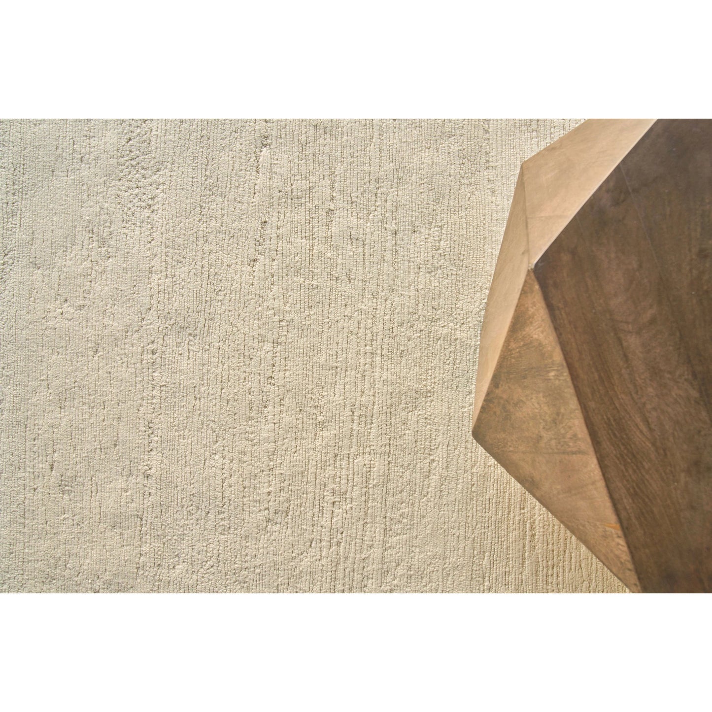 007 SI-2222059,SI-2293707,SI-2384162 | Lifestyle | Merino Wool 4462 Rug by Exquisite Rugs in ivory. Made from merino wool in a unique style.