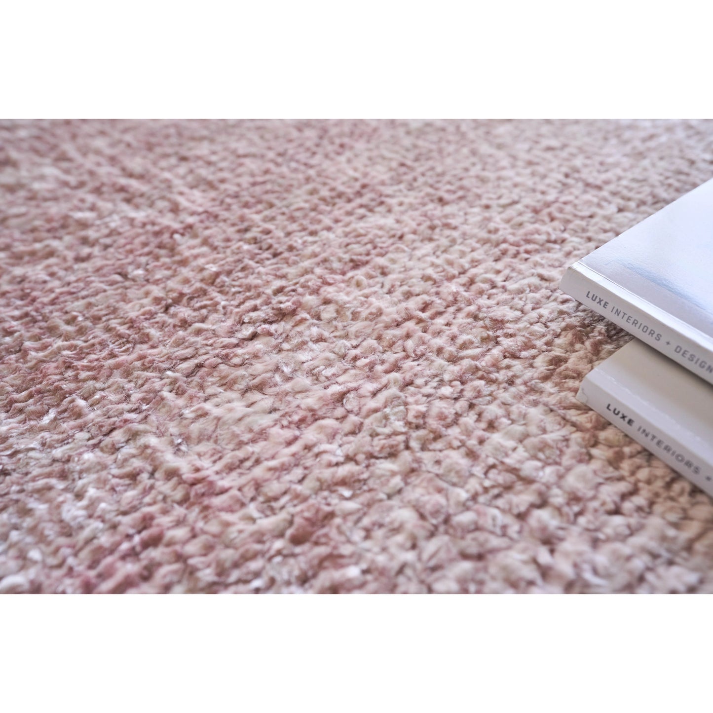 007 SI-1975359,SI-1975360,SI-1975361,SI-1975362 | Lifestyle | Plush 4641 Rug by Exquisite Rugs in pink. Made from bamboo silk, mohair in a unique style.