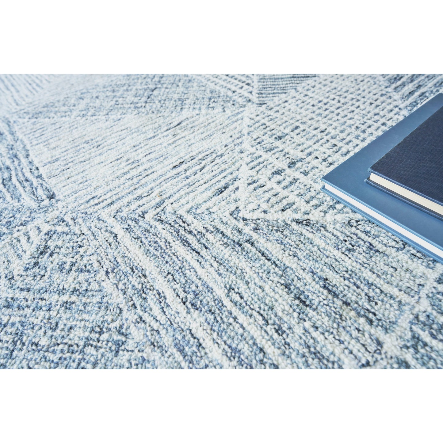 005 SI-1827500,SI-1827501,SI-1827502,SI-1827503,SI-1827504,SI-1827505 | Lifestyle | Caprice Rug - Navy Blue, Ivory by Exquisite Rugs in navy blue, ivory. Made from new zealand wool in a unique style.