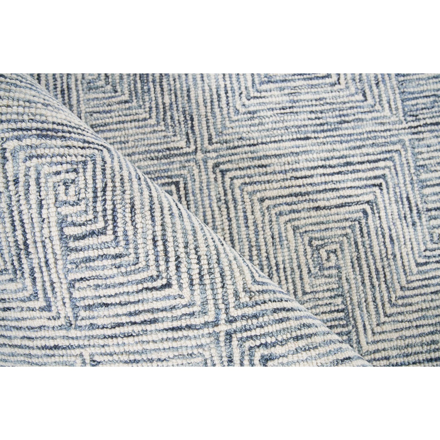 002 SI-2222136 | Additional Silo | Caprice 4774 Rug by Exquisite Rugs in blue, ivory. Made from new zealand wool in a unique style.