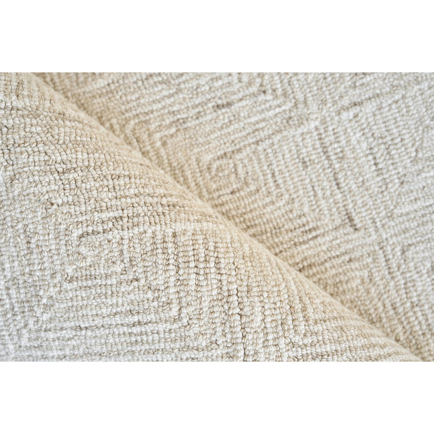 004 SI-1975087,SI-1975088,SI-1975089,SI-1975090,SI-1975091,SI-1975092 | Closeup | Caprice 4775 Rug by Exquisite Rugs in beige, ivory. Made from new zealand wool in a unique style.