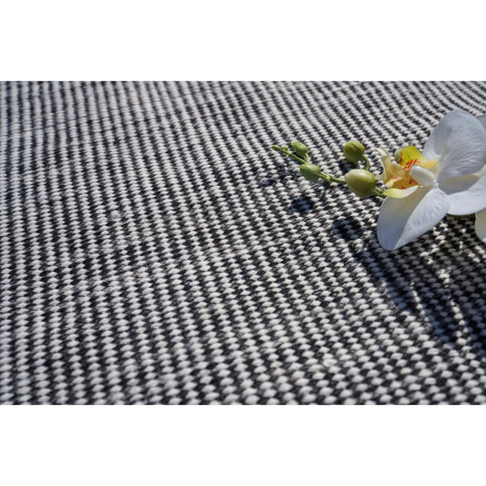 Lenzi 4862 Rug by Exquisite Rugs in black, ivory. Made from pet in a unique style.