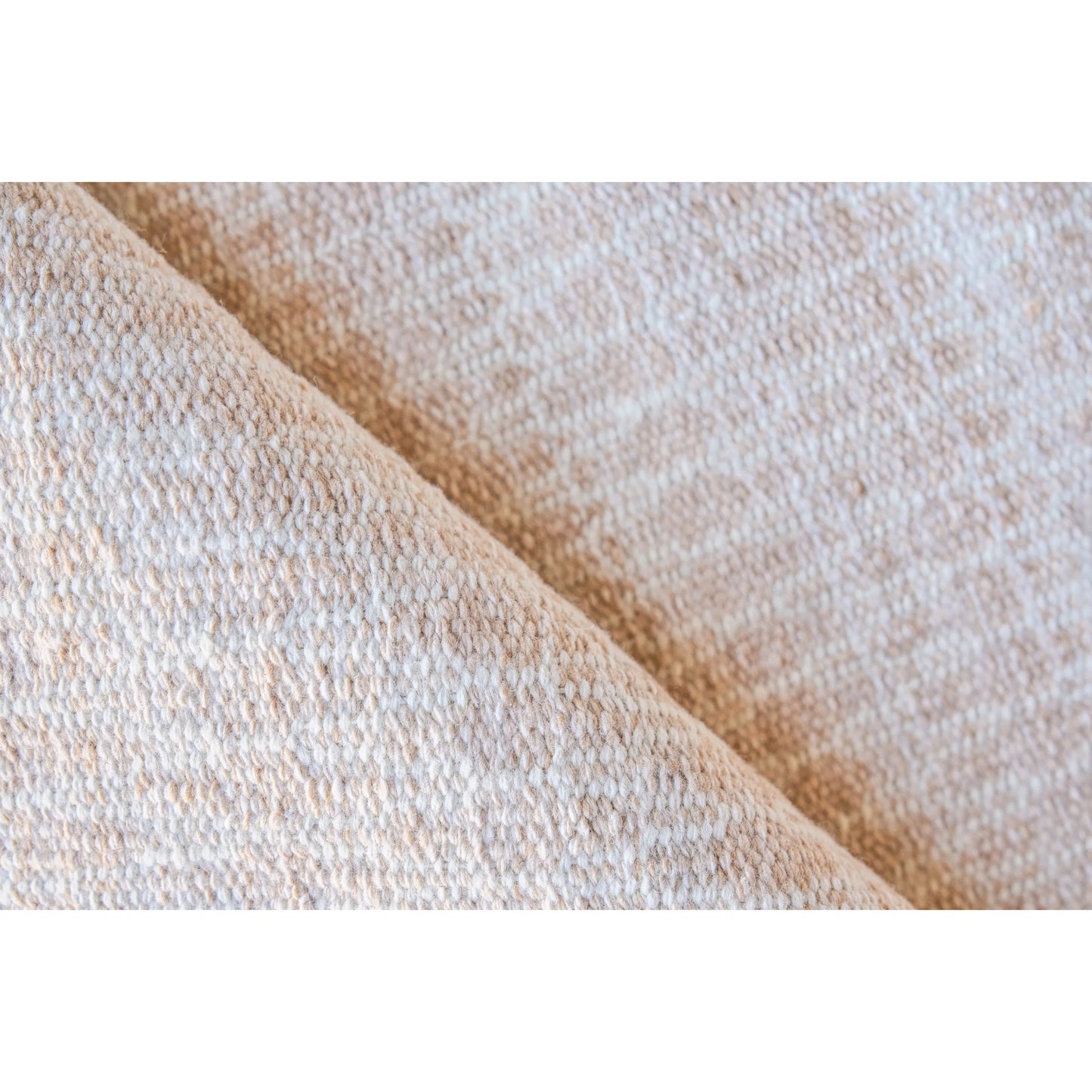 004 SI-2384295,SI-2384296 | Additional Silo | Florence 4881 Indoor/Outdoor Rug by Exquisite Rugs in light beige. Made from pet in a unique style.