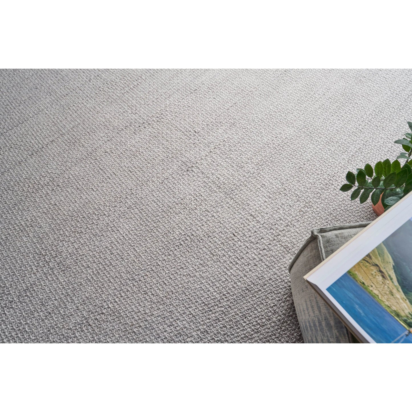 077 SI-2384303 | Lifestyle | Gamma Rug by Exquisite Rugs. Made from pet yarn in a unique style.