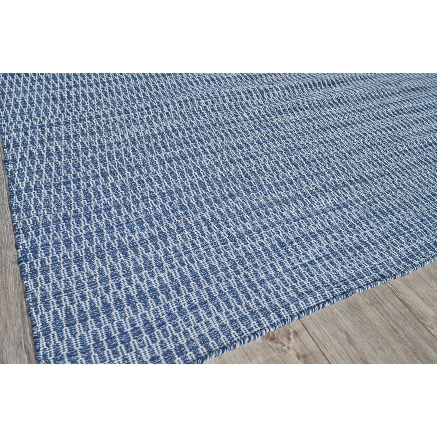 005 SI-2222208,SI-2293783 | Additional Silo | Florence 4962 Rug by Exquisite Rugs in navy. Made from p.e.t. yarn in a unique style.