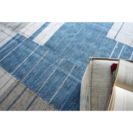 Scandinavian Rug by Exquisite Rugs in blue, ivory. Made from new zealand wool in a unique style.