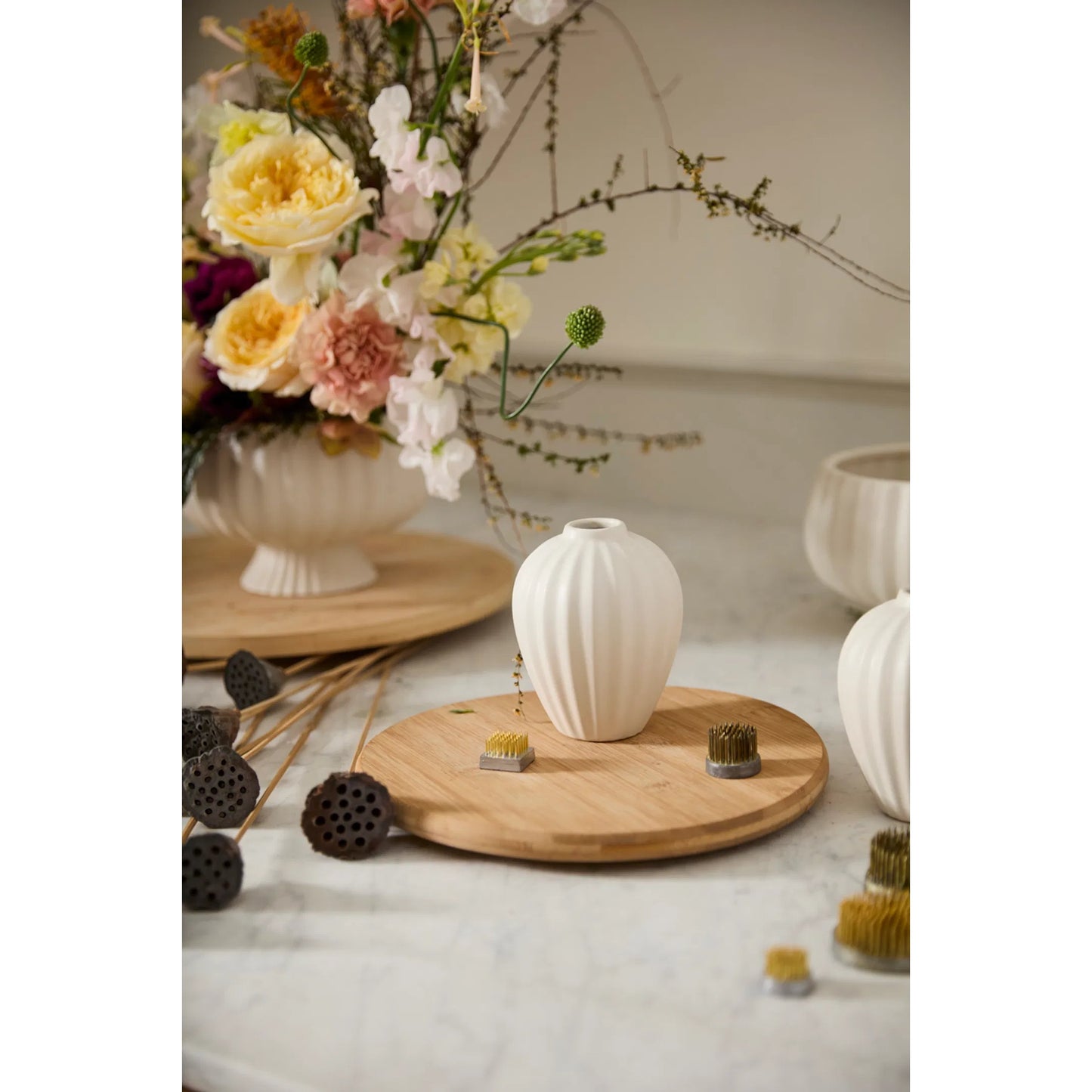 003 SI-2255903 | Lifestyle | Sonata Budvase 4 (Set of 4) by Accent Decor. Made from ceramic in a modern style.