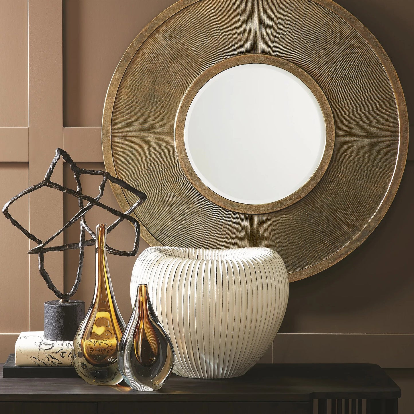 008 SR-891338 | Lifestyle | Baleen Cachepot by Global Views in ivory. Made from ceramic in a coastal style.