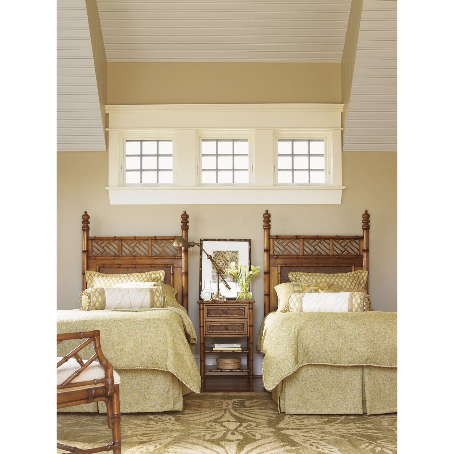 002 SR-836559 | Lifestyle | West Indies Headboard by Tommy Bahama Home in plantation. Made from unique in a traditional style.