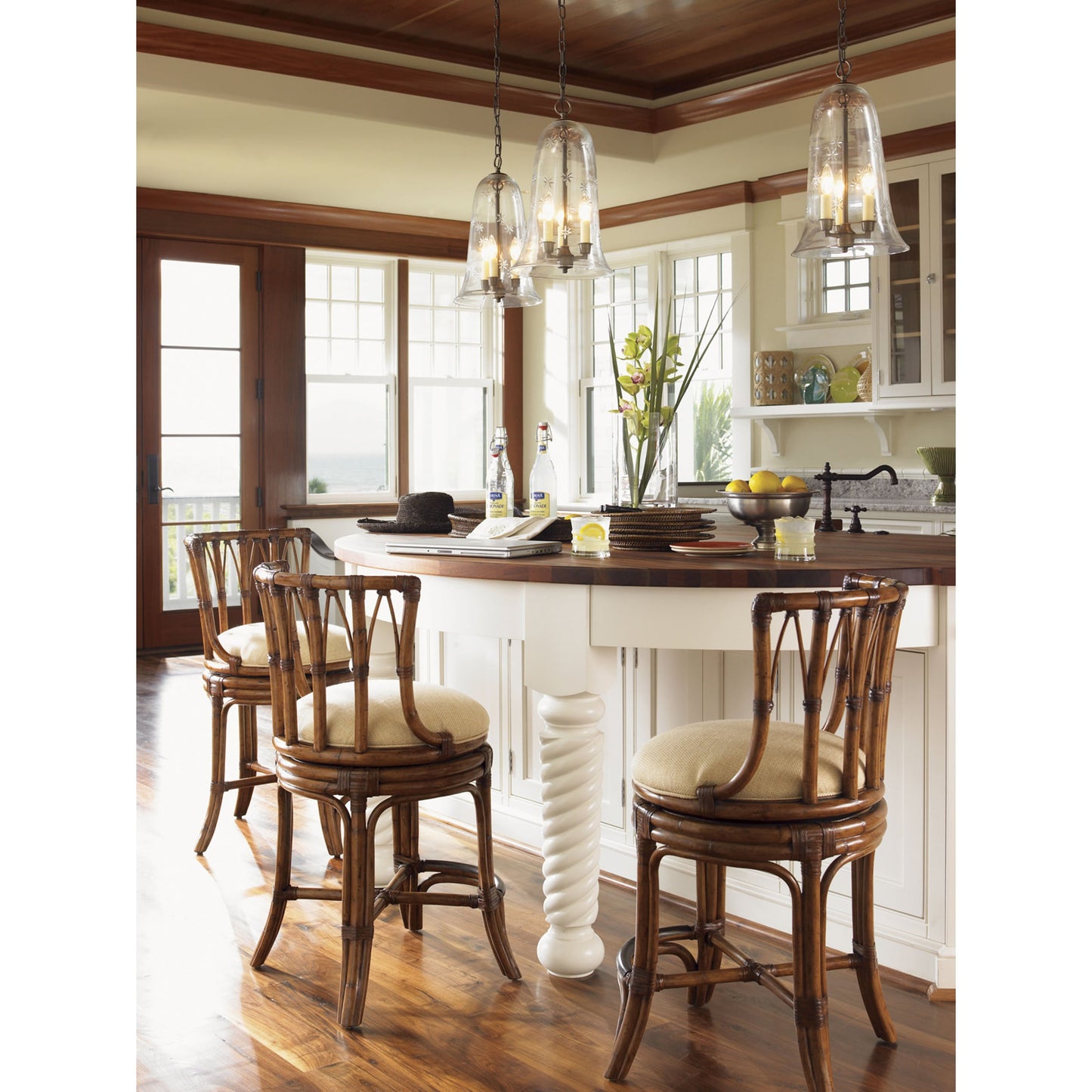 004 SR-836451 | Lifestyle | South Beach Swivel Counter Stool by Tommy Bahama Home. Made from unique in a coastal style.