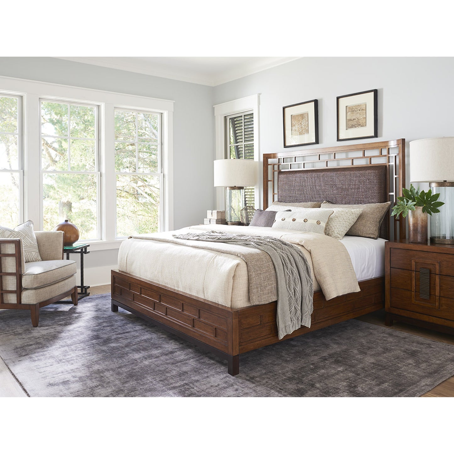 008 SR-836328,SR-836329,SR-836330 | Lifestyle | Paradise Point Bed by Tommy Bahama Home. Made from unique in a transitional style.