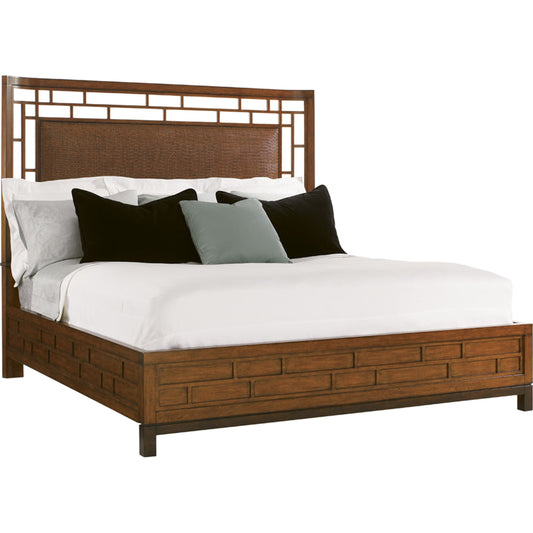 001 SR-836328,SR-836329,SR-836330 | Primary Silo | Paradise Point Bed by Tommy Bahama Home. Made from unique in a transitional style.
