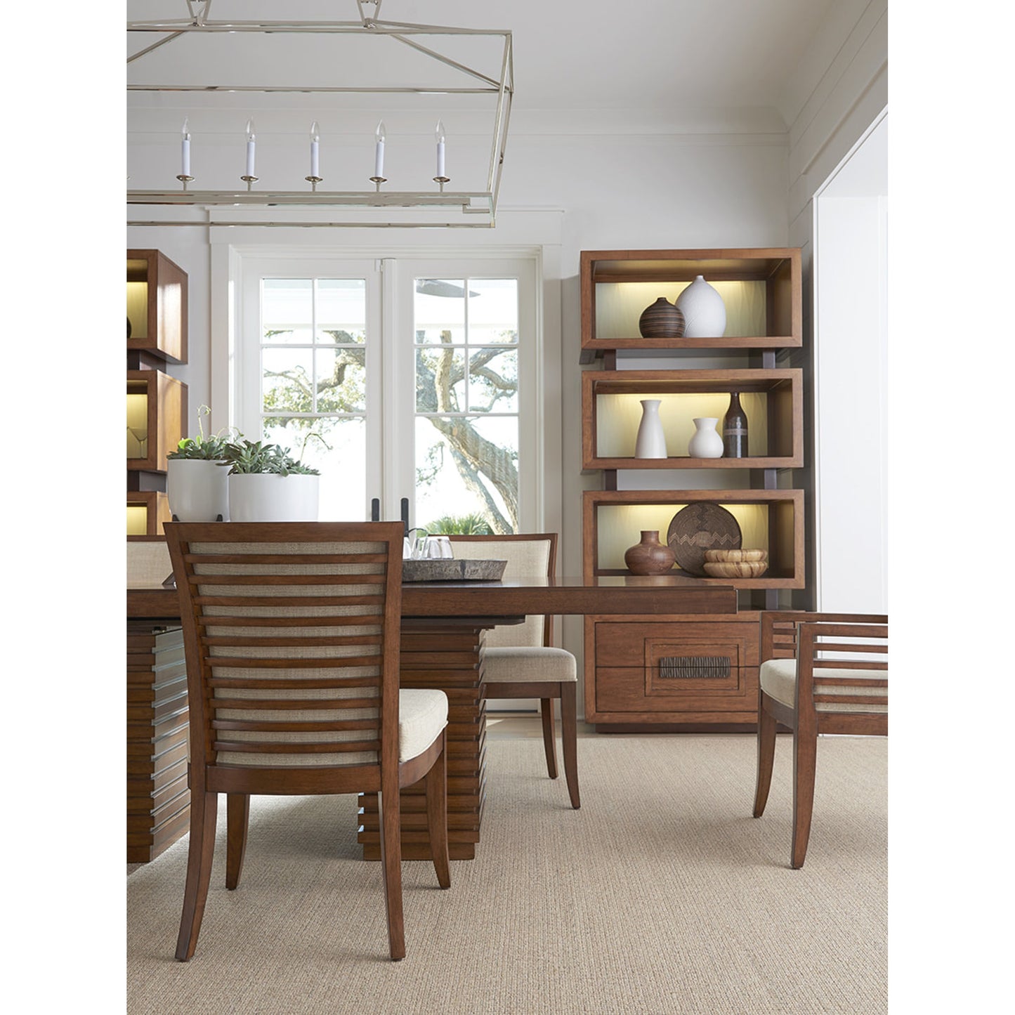004 SR-836338 | Additional Silo | Peninsula Dining Table by Tommy Bahama Home. Made from unique in a modern style.