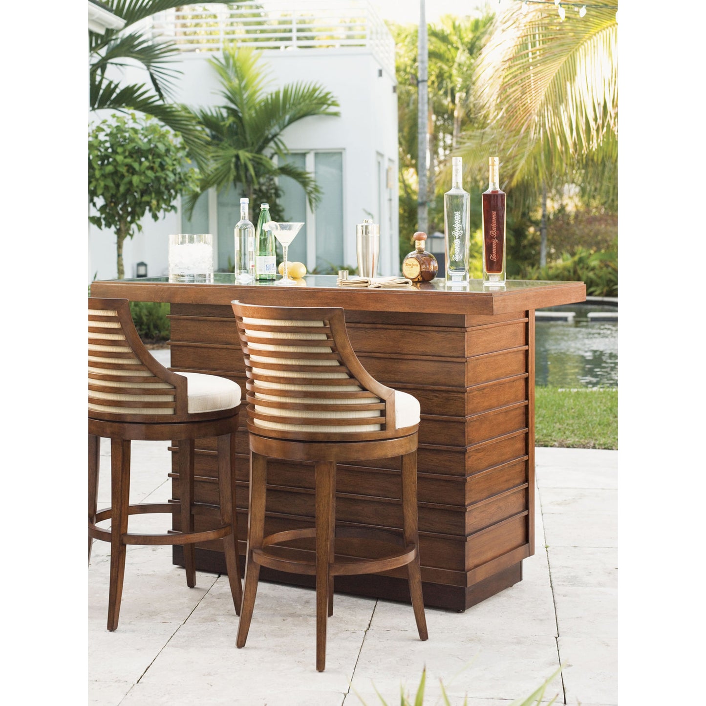 004 SR-835992 | Lifestyle | Cabana Swivel Bar Stool by Tommy Bahama Home. Made from unique in a transitional style.