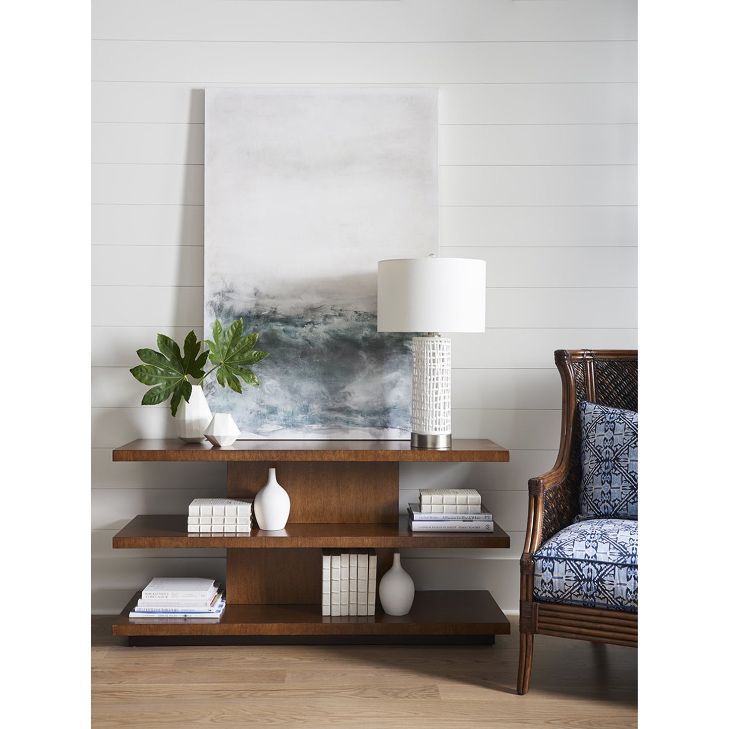 004 SR-836204 | Lifestyle | Lagoon Sofa Table by Tommy Bahama Home. Made from unique in a modern style.