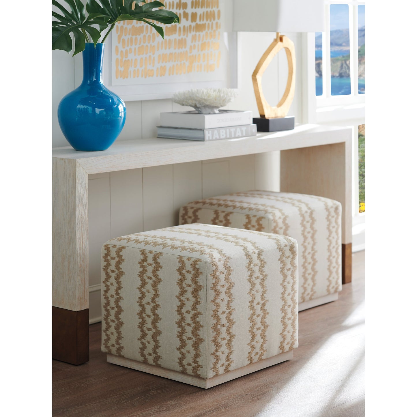 003 SI-1770762 | Lifestyle | Spindrift Console by Lexington in winter white. Made from unique in a modern style.