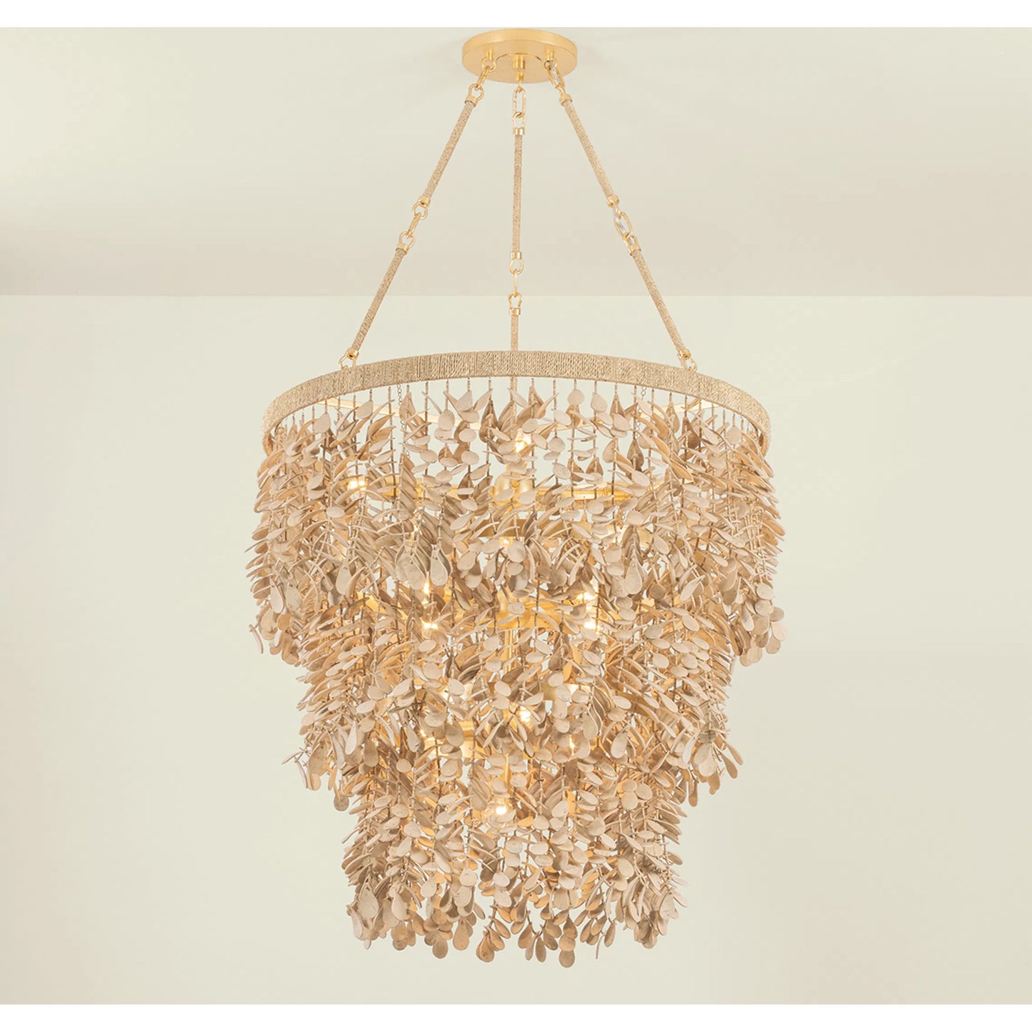 004 SI-2472558 | Lifestyle | Naxos Chandelier by Corbett in vintage gold leaf. Made from unique in a modern style.