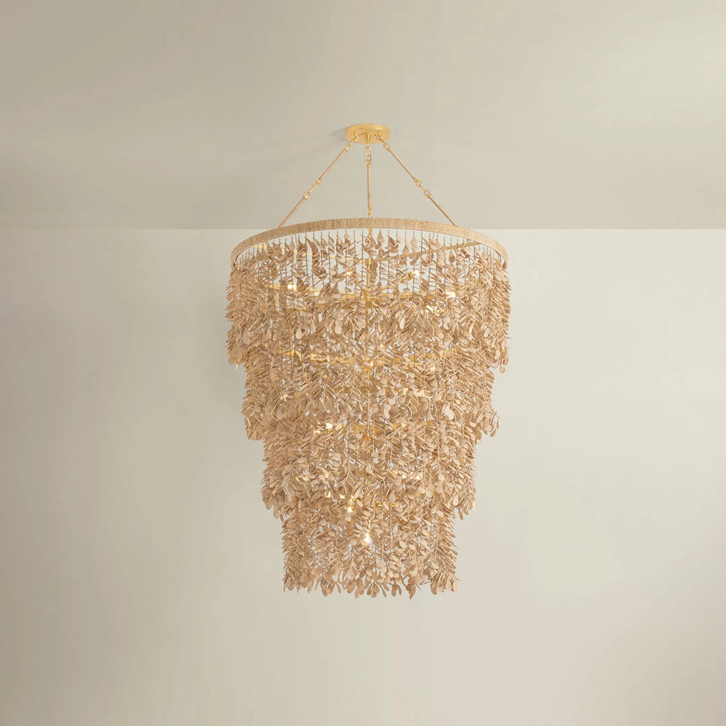 005 SI-2472559 | Lifestyle | Naxos Chandelier by Corbett in vintage gold leaf. Made from unique in a modern style.