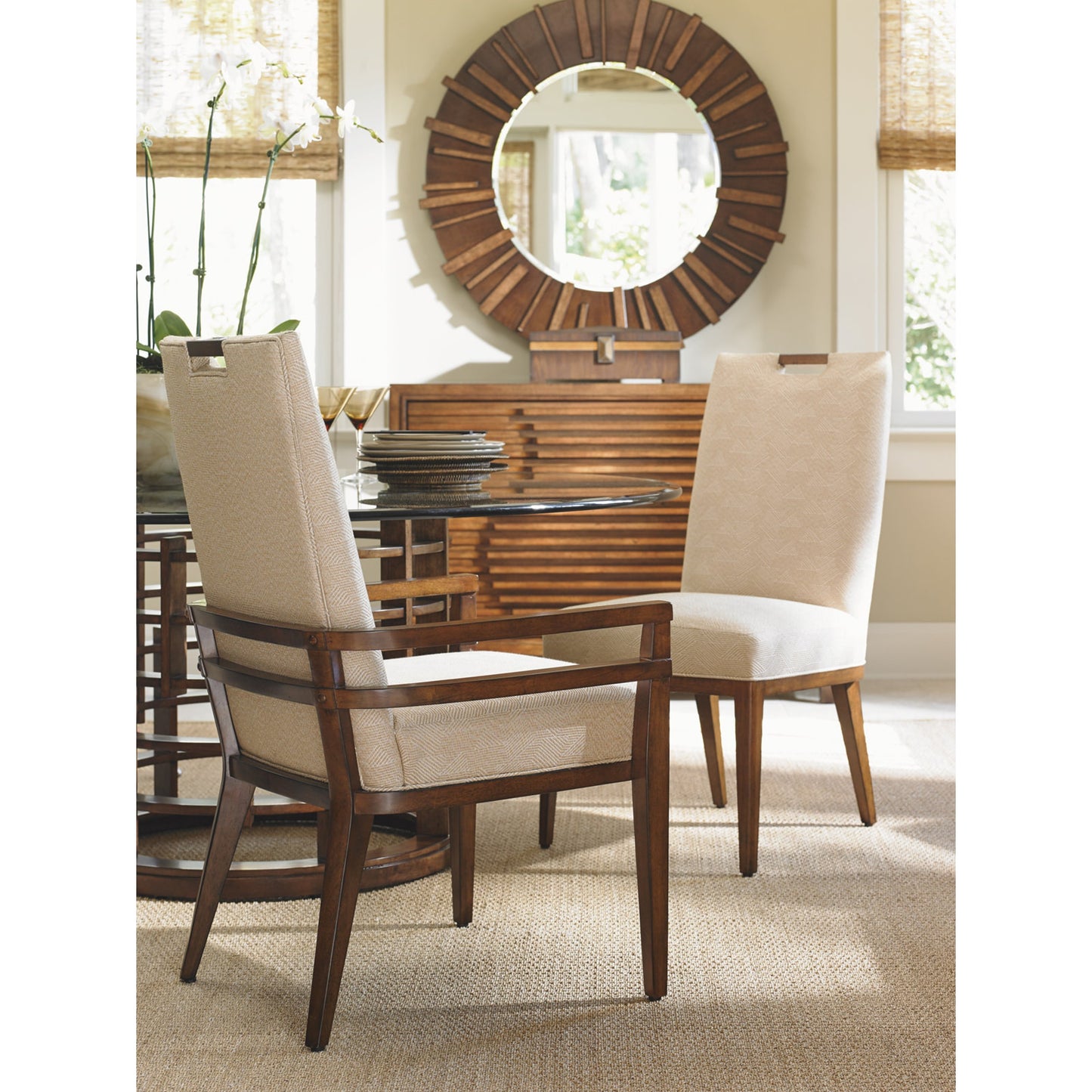 005 SR-836033 | Lifestyle | Coles Bay Arm Chair by Tommy Bahama Home. Made from unique in a modern style.
