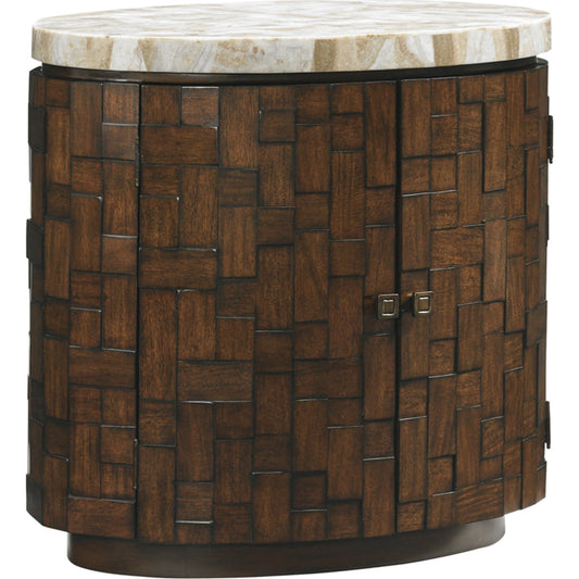 001 SR-835944 | Primary Silo | Banyan Oval Accent Table by Tommy Bahama Home. Made from unique in a coastal style.
