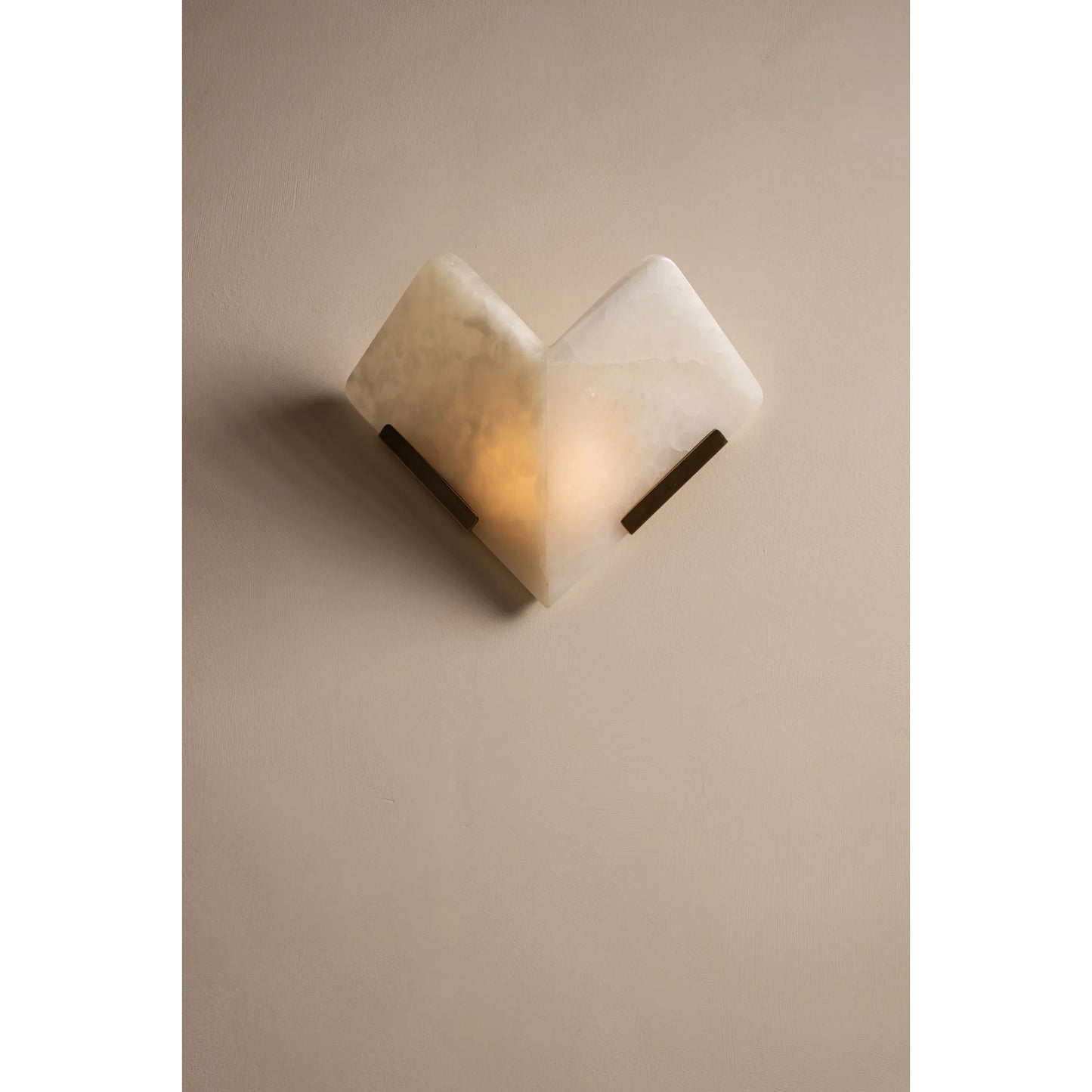 003 SI-2472538 | Lifestyle | Geo Book Matched Wall Sconce by Corbett in vintage brass. Made from unique in a transitional style.