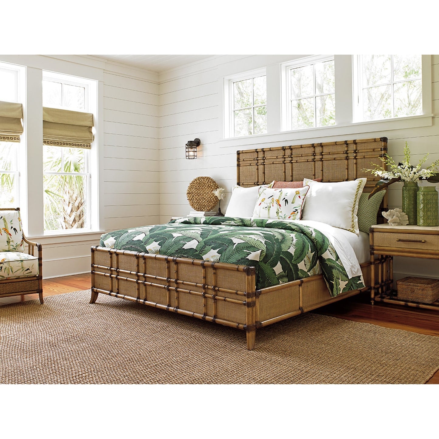 007 SR-836024 | Lifestyle | Coco Bay Panel Bed by Tommy Bahama Home. Made from unique in a coastal style.