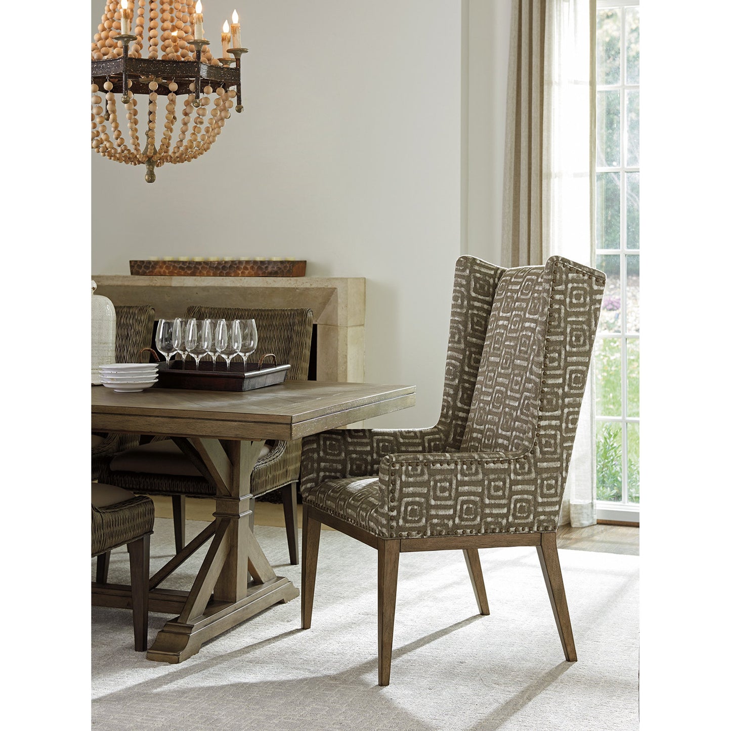 012 SR-836341 | Lifestyle | Pierpoint Double Pedestal Dining Table by Tommy Bahama Home. Made from unique in a transitional style.