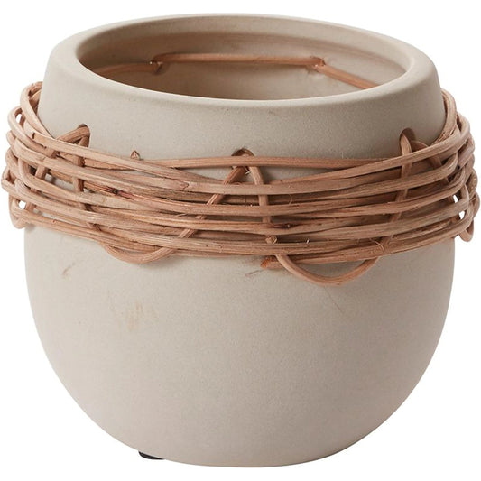Lissome Pot by Accent Decor in off-white. Made from ceramic in a cottage & farmhouse style.