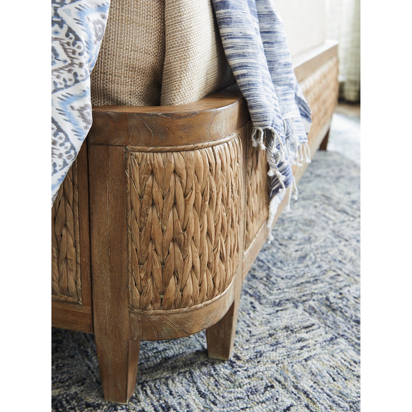 003 SR-836165,SR-836166,SR-836167 | Additional Silo | Ivory Coast Woven Bed by Tommy Bahama Home. Made from unique in a coastal style.