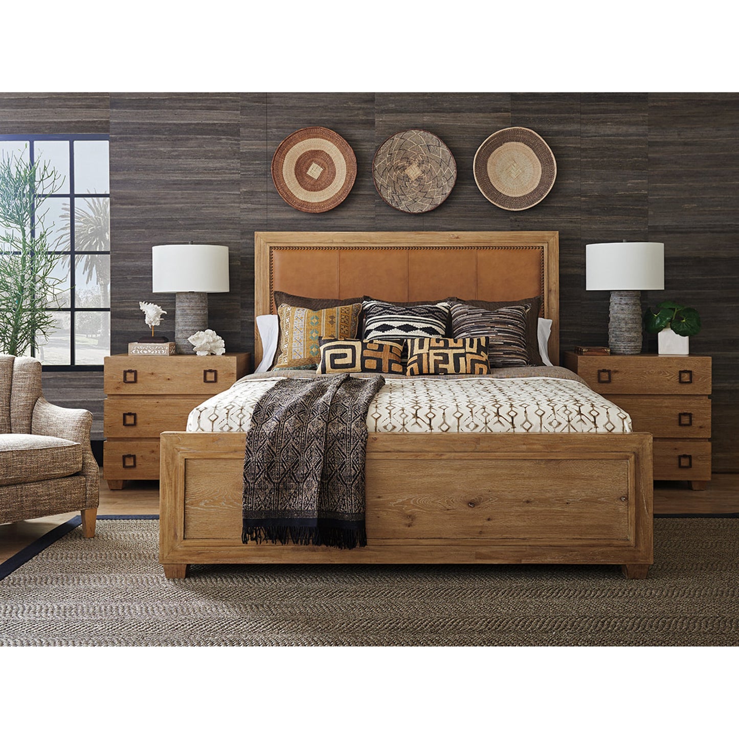 005 SR-836135 | Lifestyle | Hanbury Nightstand by Tommy Bahama Home. Made from unique in a coastal style.