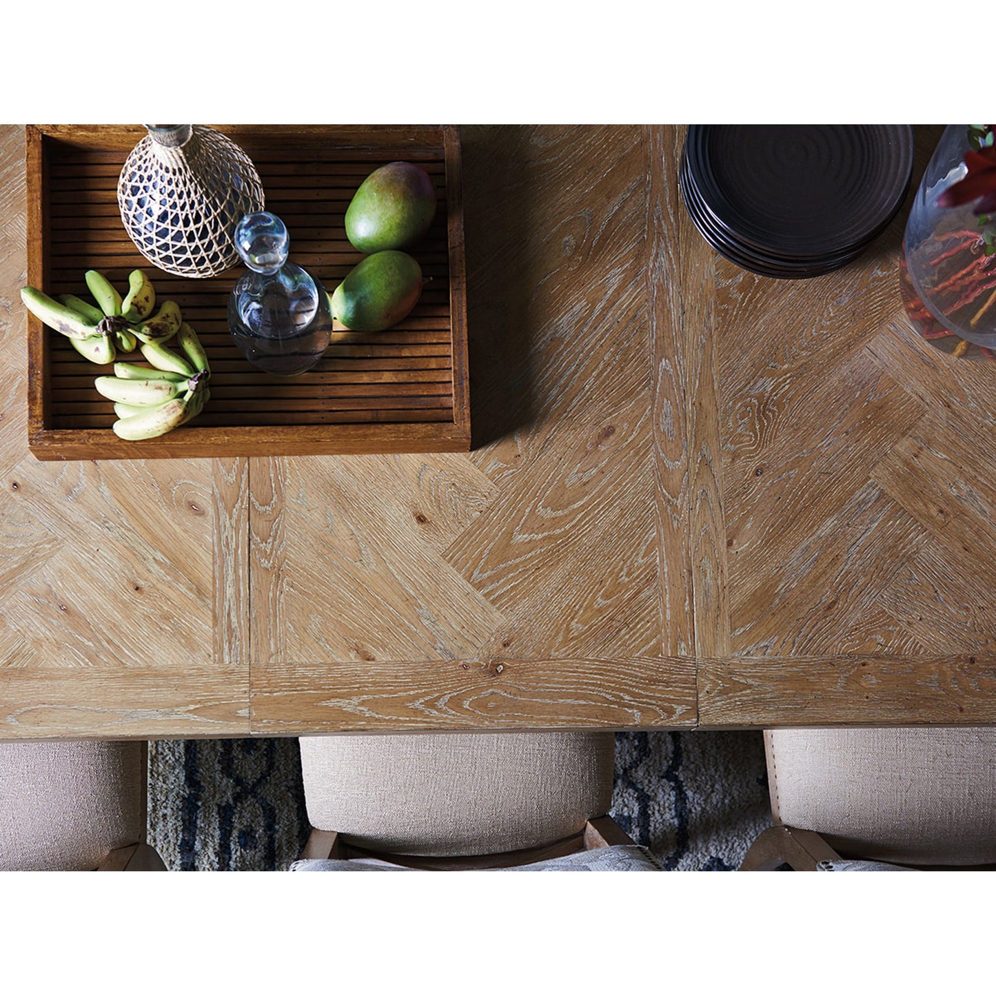 004 SR-836099 | Additional Silo | Farmington Rectangular Dining Table by Tommy Bahama Home. Made from unique in a cottage & farmhouse style.