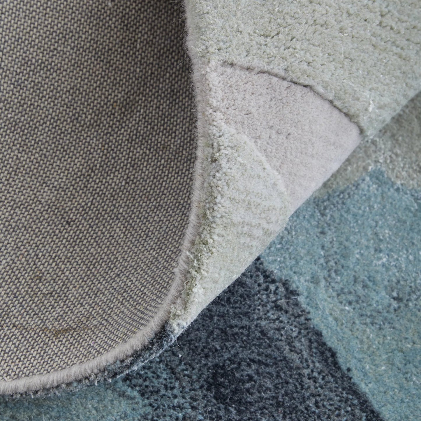 002 SI-2238438,SI-2238439,SI-2238440,SI-2238441,SI-2238442,SI-2238443 | Closeup | Kawai Rug - KAW8986F by Feizy in green, blue, ivory. Made from wool, viscose in a unique style.