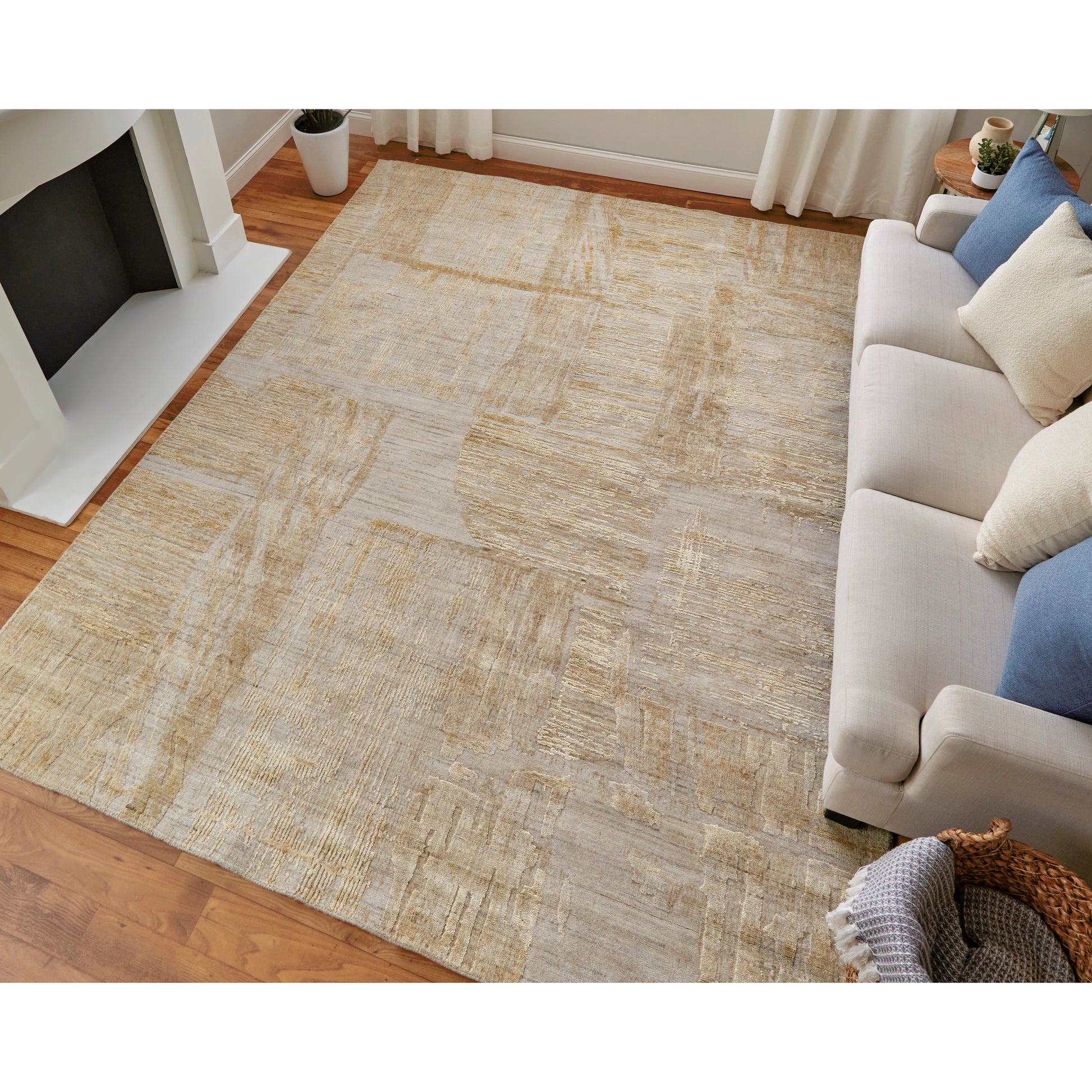 Eastfield Rug - EAS69FTF by Feizy in yellow, ivory, gold. Made from viscose, wool in a unique style.