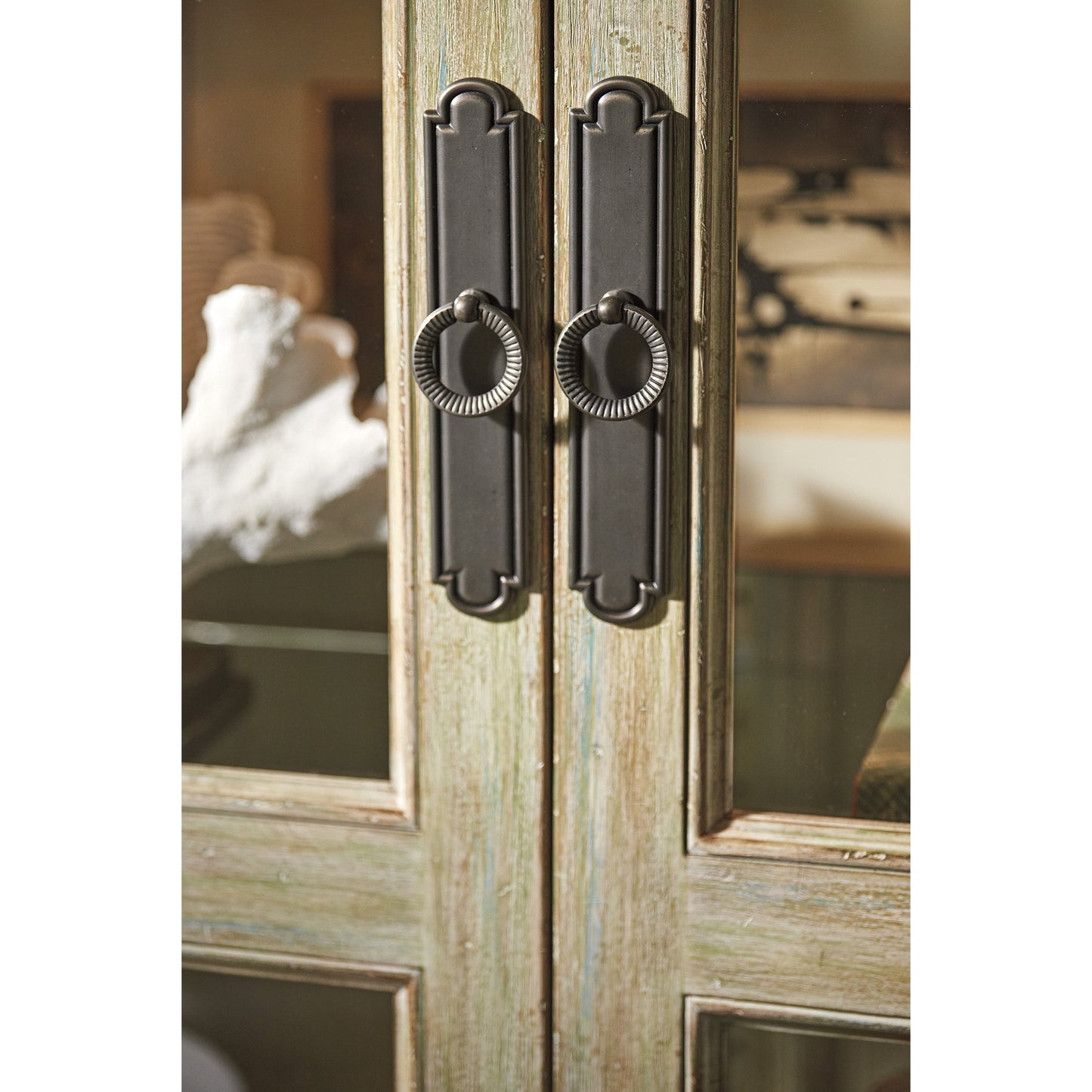 004 SR-836401 | Additional Silo | Sanctuary Curio China by Tommy Bahama Home. Made from unique in a transitional style.