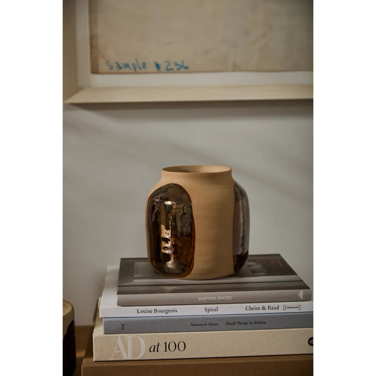 002 SI-2254405 | Lifestyle | Bronze Brushstroke Vase by Accent Decor in brown. Made from ceramic in a rustic style.