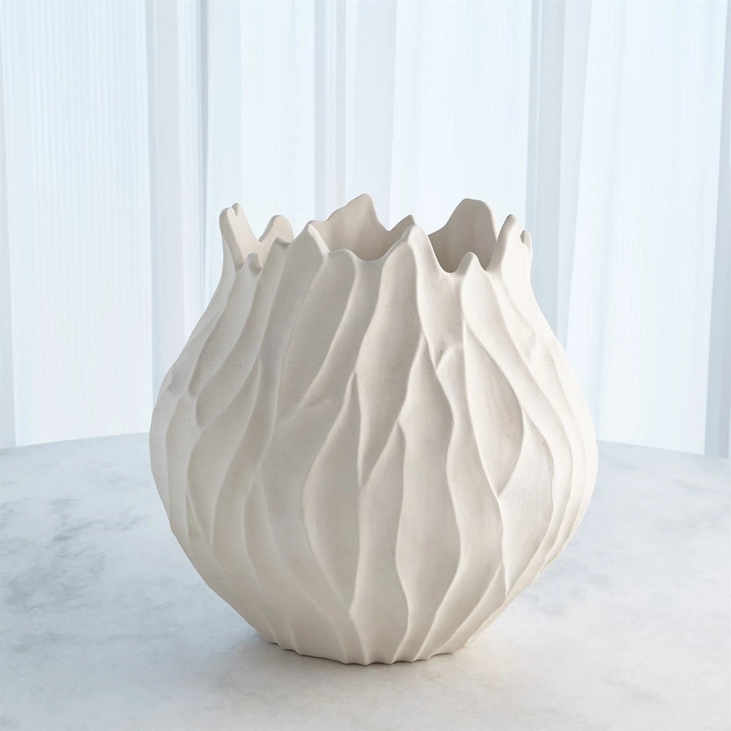003 SI-2323149 | Lifestyle | Bloom Round Vase by Global Views in matte white. Made from unique in a modern style.