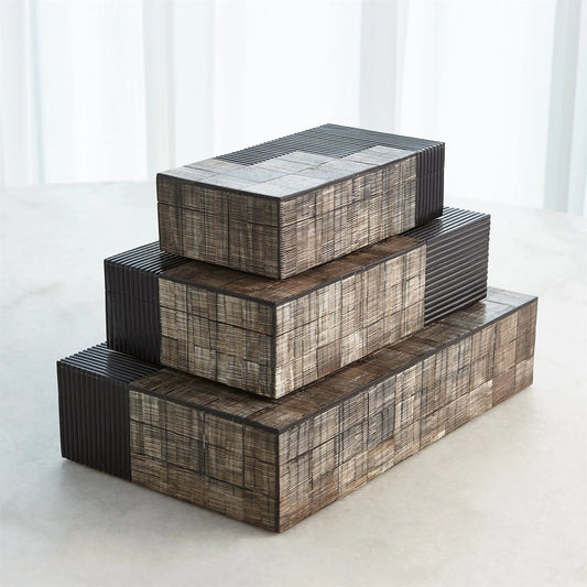 Gilles Ribbed Horn/Resin Box by Global Views. Made from unique in a modern style.