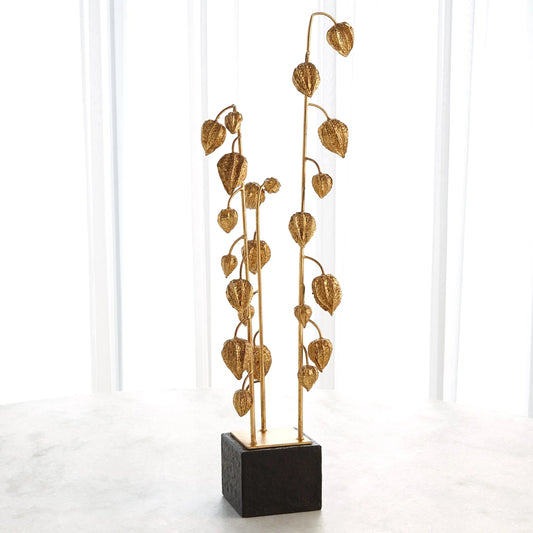 Japanese Lanterns by Global Views in gold and marble. Made from unique in a modern style.