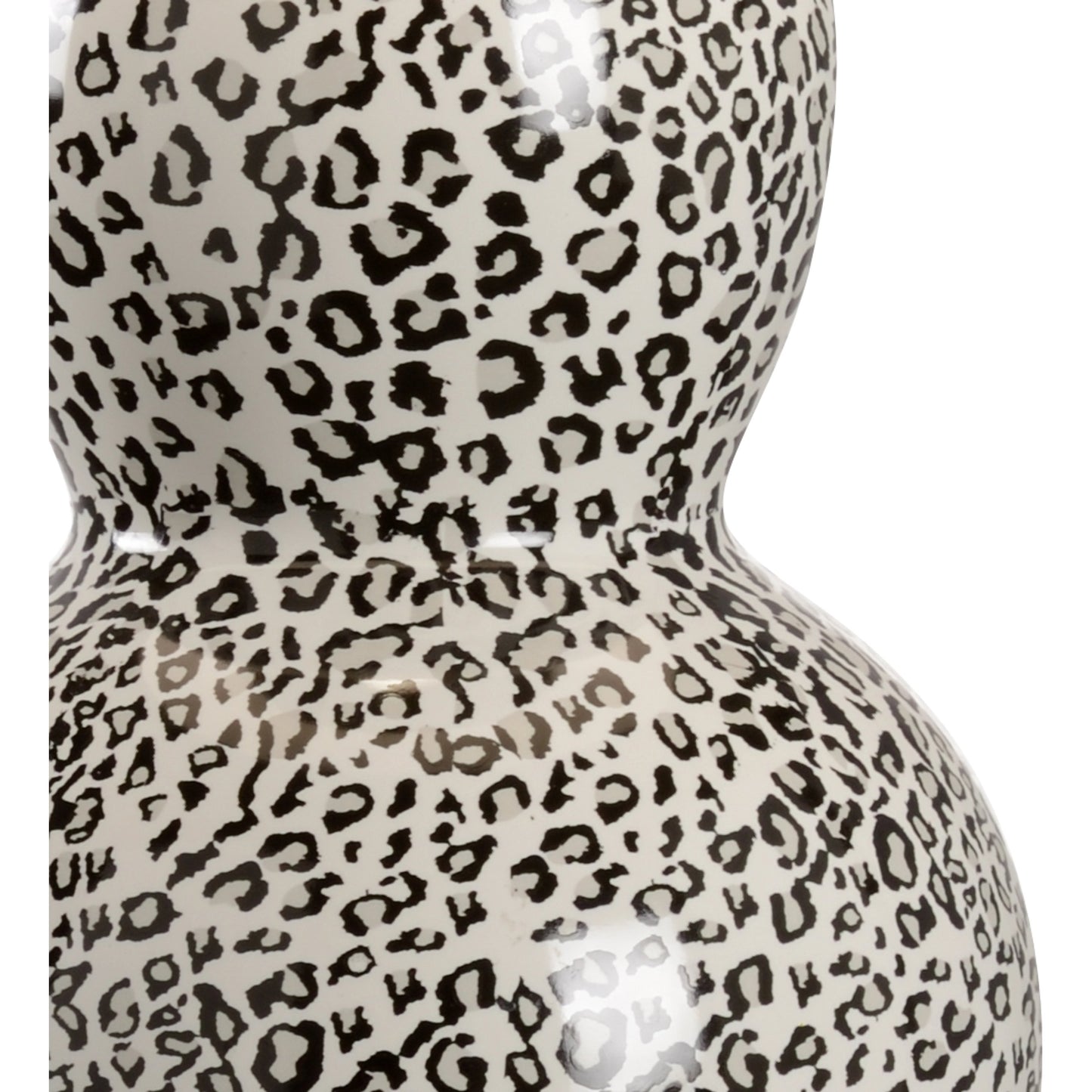 005 SI-2104344 | Closeup | Snow Leopard Lamp by Wildwood. Made from unique in a modern style.